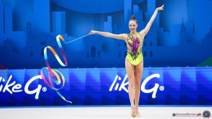 aa q leonovich polina ned sfe02887 copia simone ferraro ph